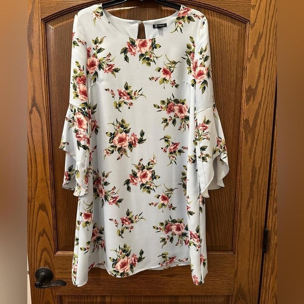 Versona White and Pink Floral Bell Sleeve Dress
